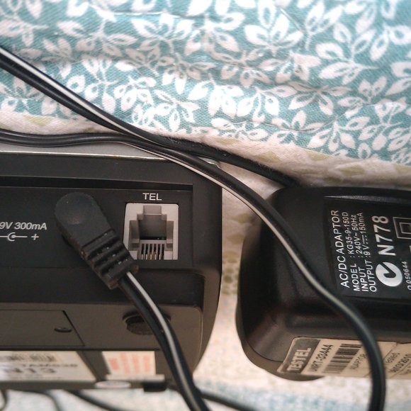 Audioline TAM838 Digital Answering System machine - Picture 2 of 5